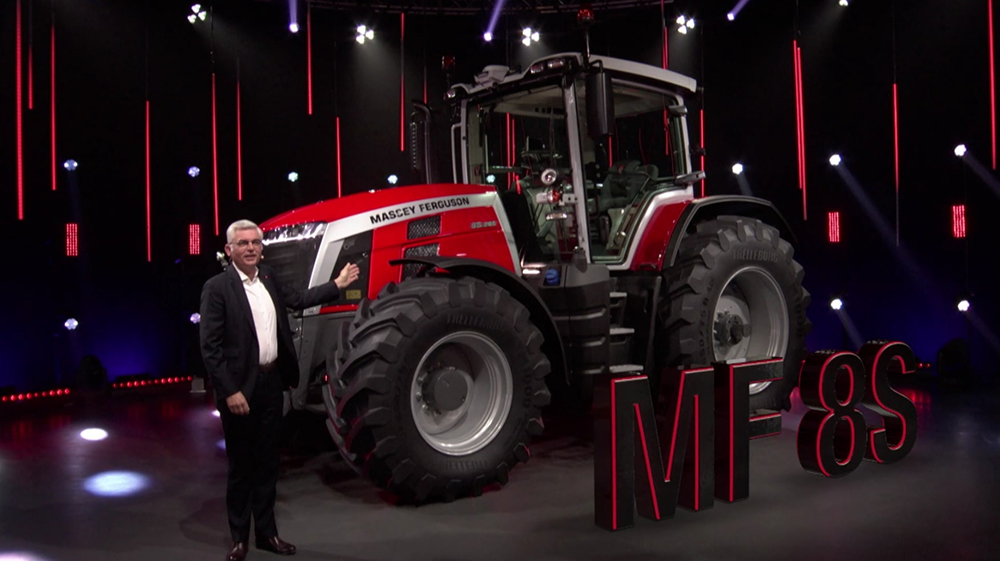 Глобальная онлайн-премьера трактора Massey Ferguson 8S